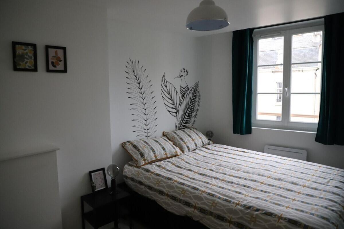 Le 23 De Louis Apartment ลิมอจส์ ภายนอก รูปภาพ